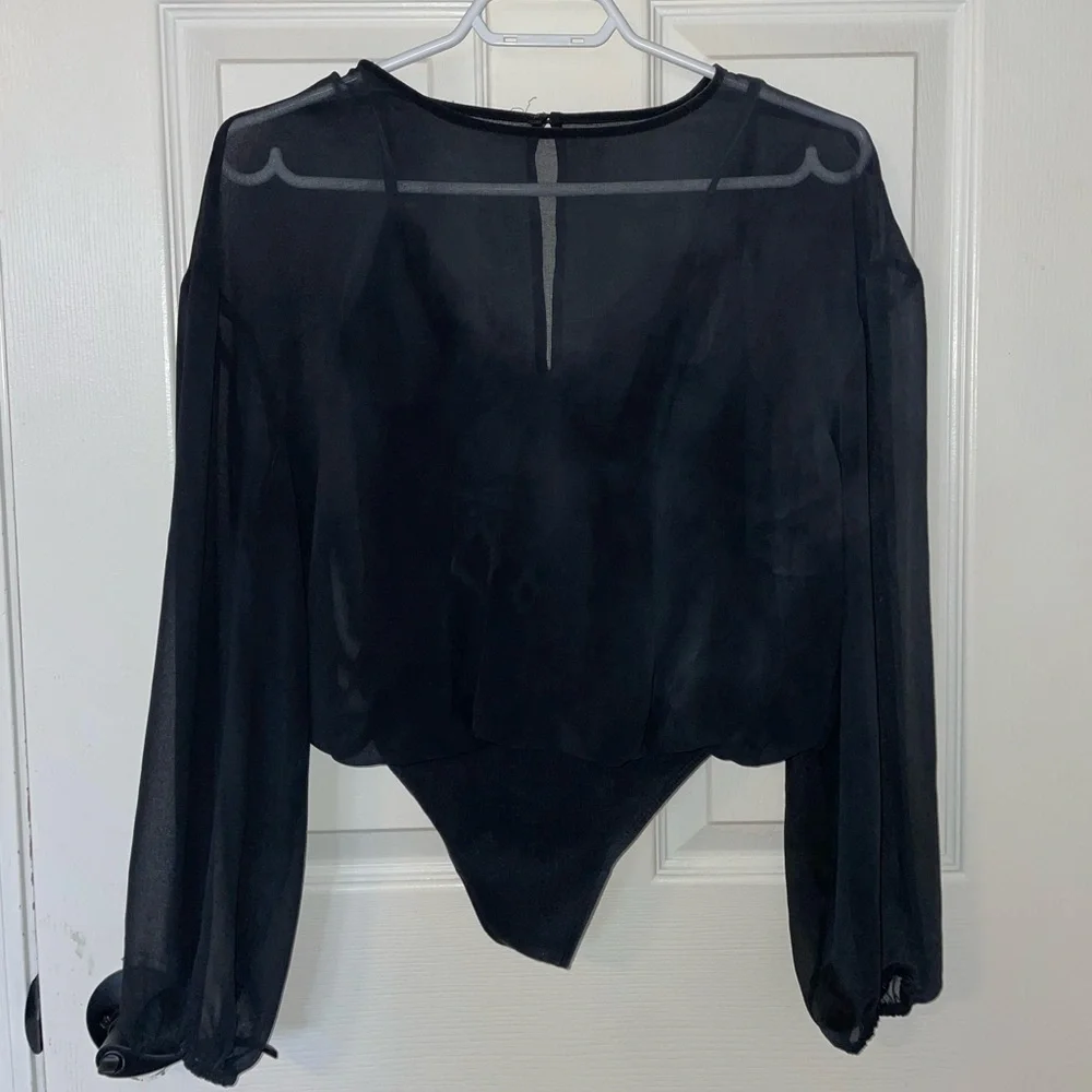 Aritzia bodysuit blouse - Picture 2 of 3